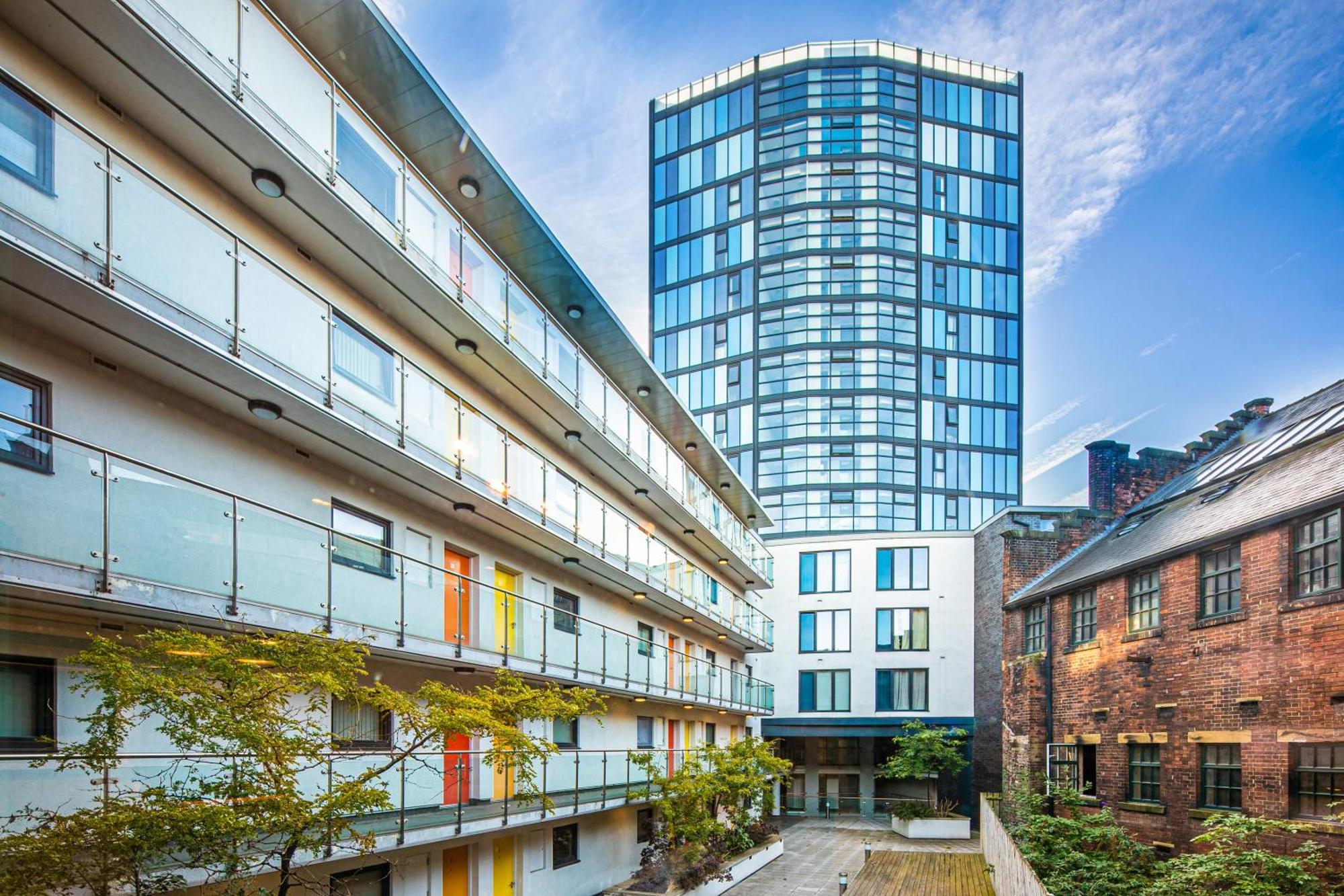 Stylish 2 Bed Apt 18 - City Centre, Free Parking, Espresso Machine & Netflix - Hosted By Stay Host Save Sheffield Extérieur photo